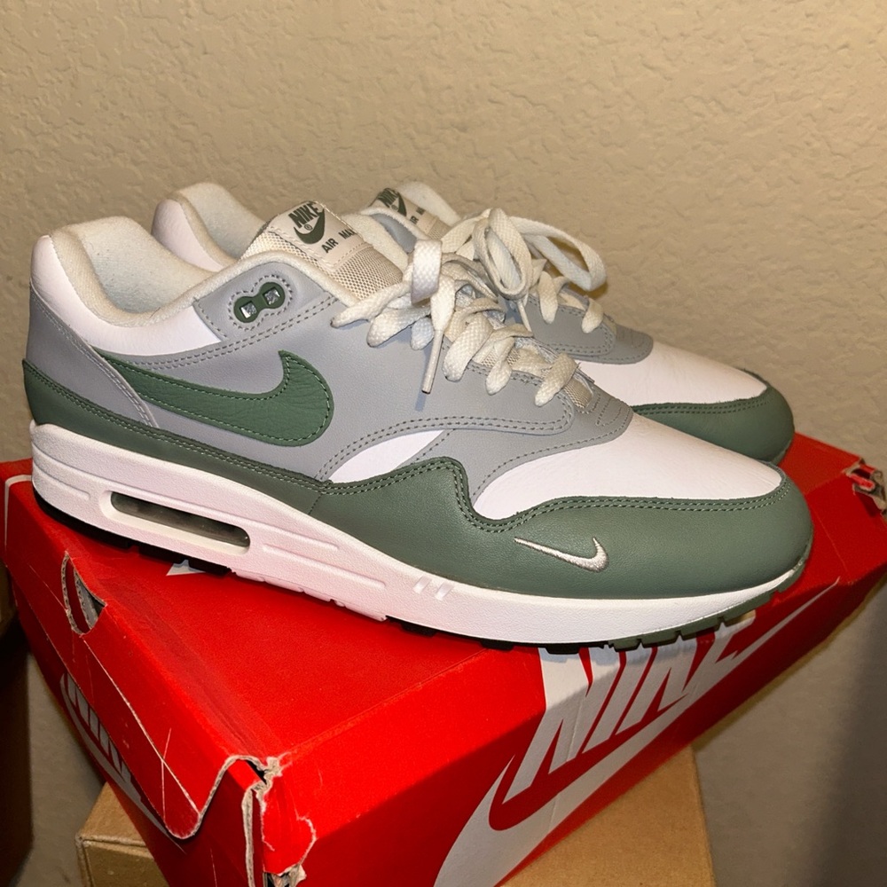 Nike Air Max 1 Spiral Sage OG Green and White Air Max Sneakers - Picture 5 of 7